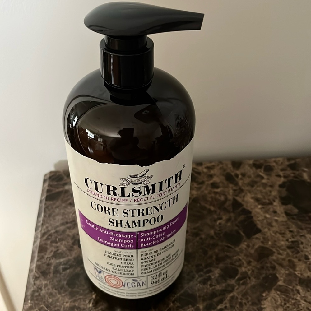 Shampoo Curlsmith Core Strengthen 32 fluid ounces
